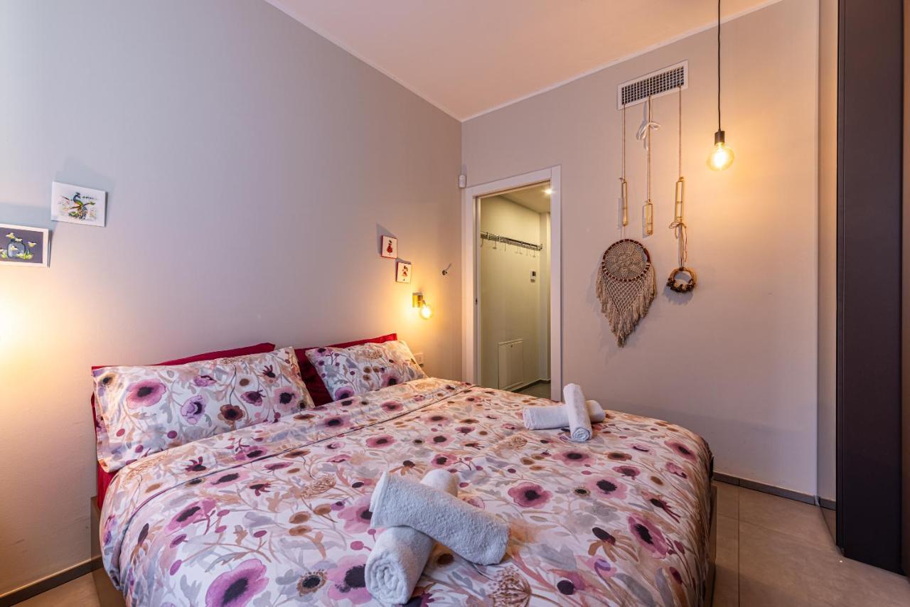 Duomo A 2 Fermate - Tiny Apartment In Pta Venezia Milano Ngoại thất bức ảnh