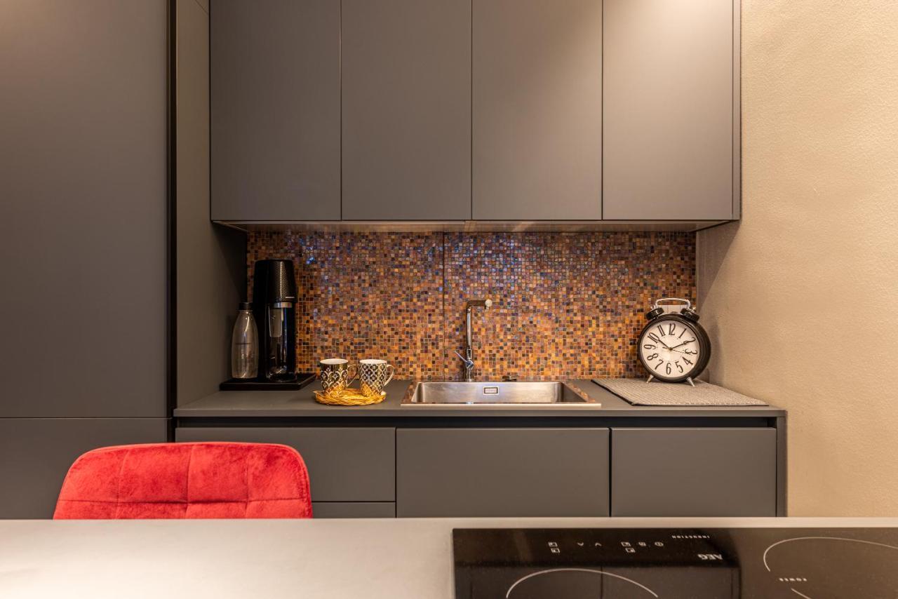 Duomo A 2 Fermate - Tiny Apartment In Pta Venezia Milano Ngoại thất bức ảnh